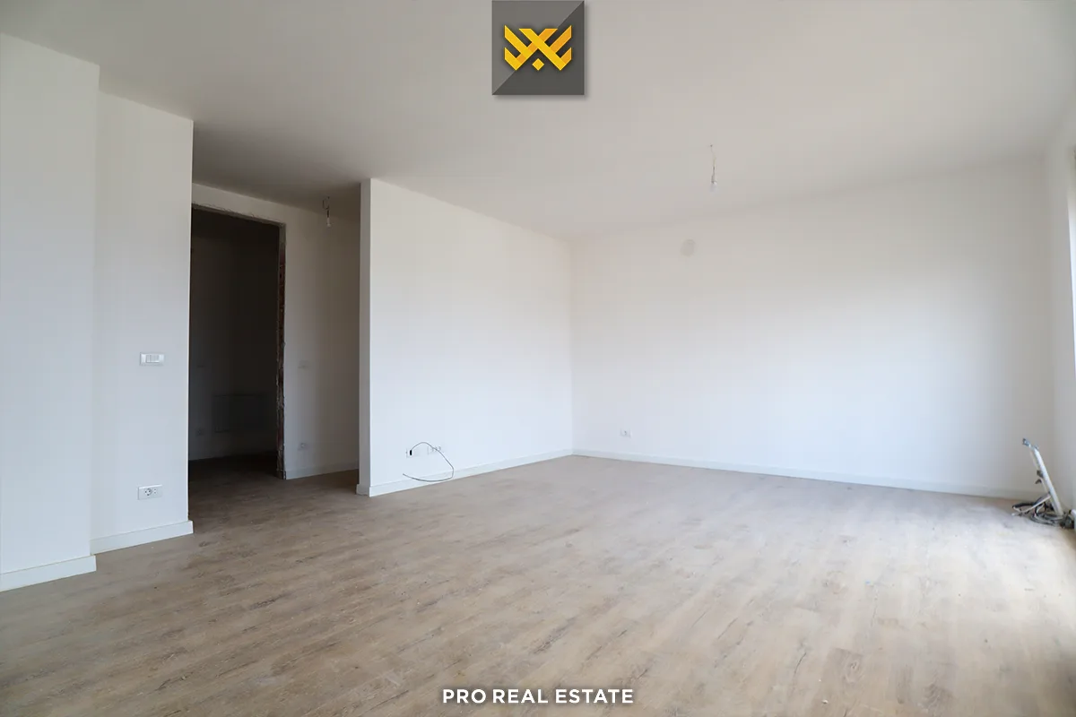 Banesë Penthouse 127m² + 43m² Neto për #SHITJE në Lagjen Kodrina