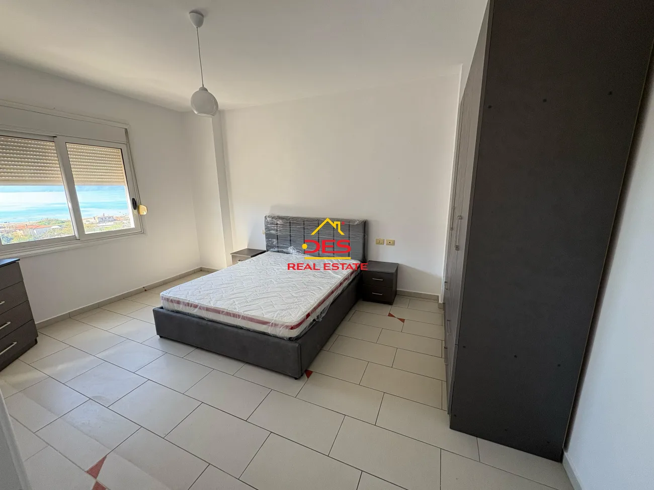 Jepet me qira apartament 1+1 pranë portit, vlorë