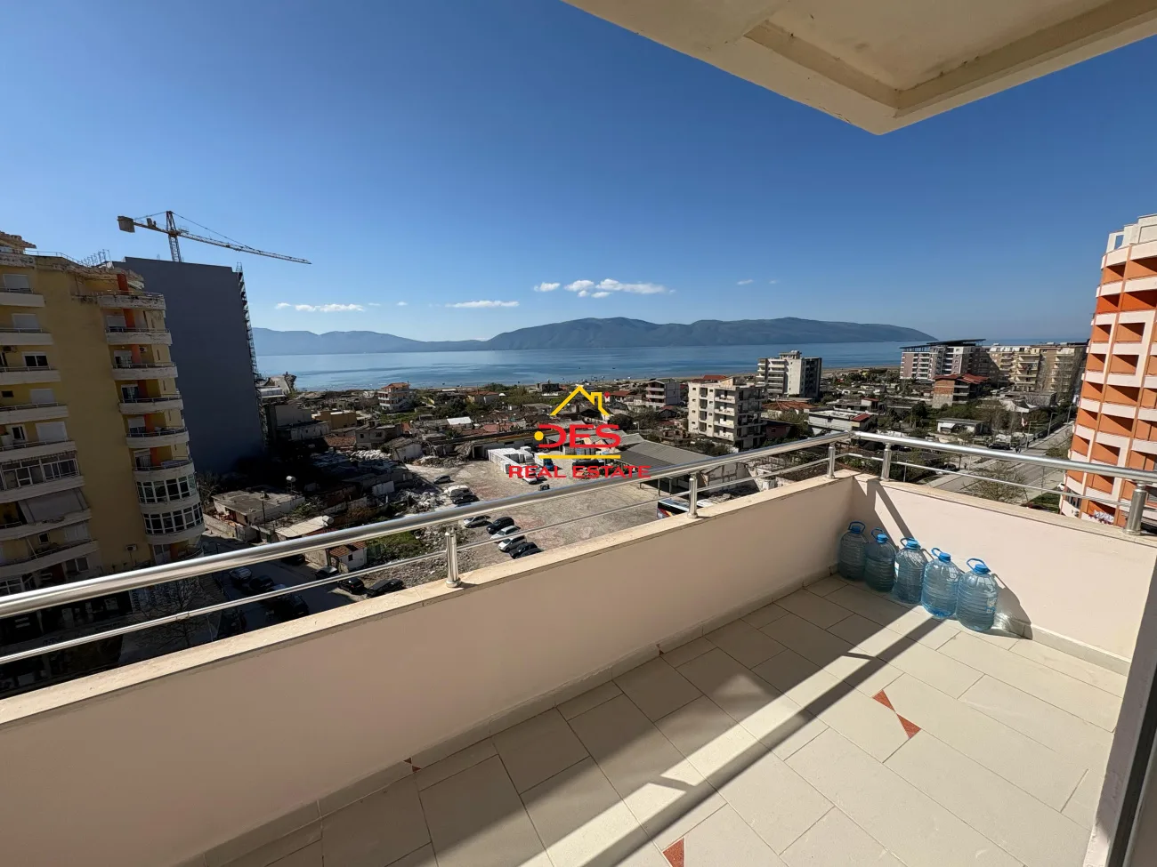 Jepet me qira apartament 1+1 pranë portit, vlorë