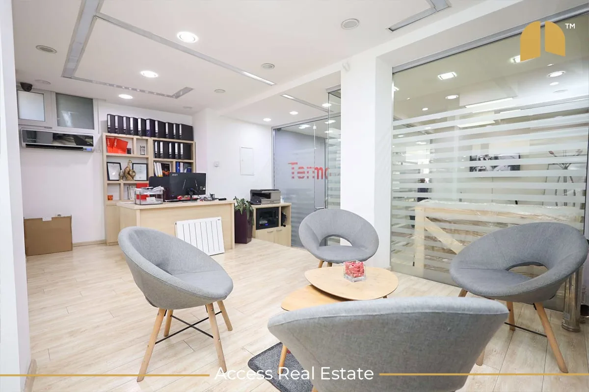 Lokal në SHITJE me FLETË POSEDUESE – Te Qafa – 291m²
