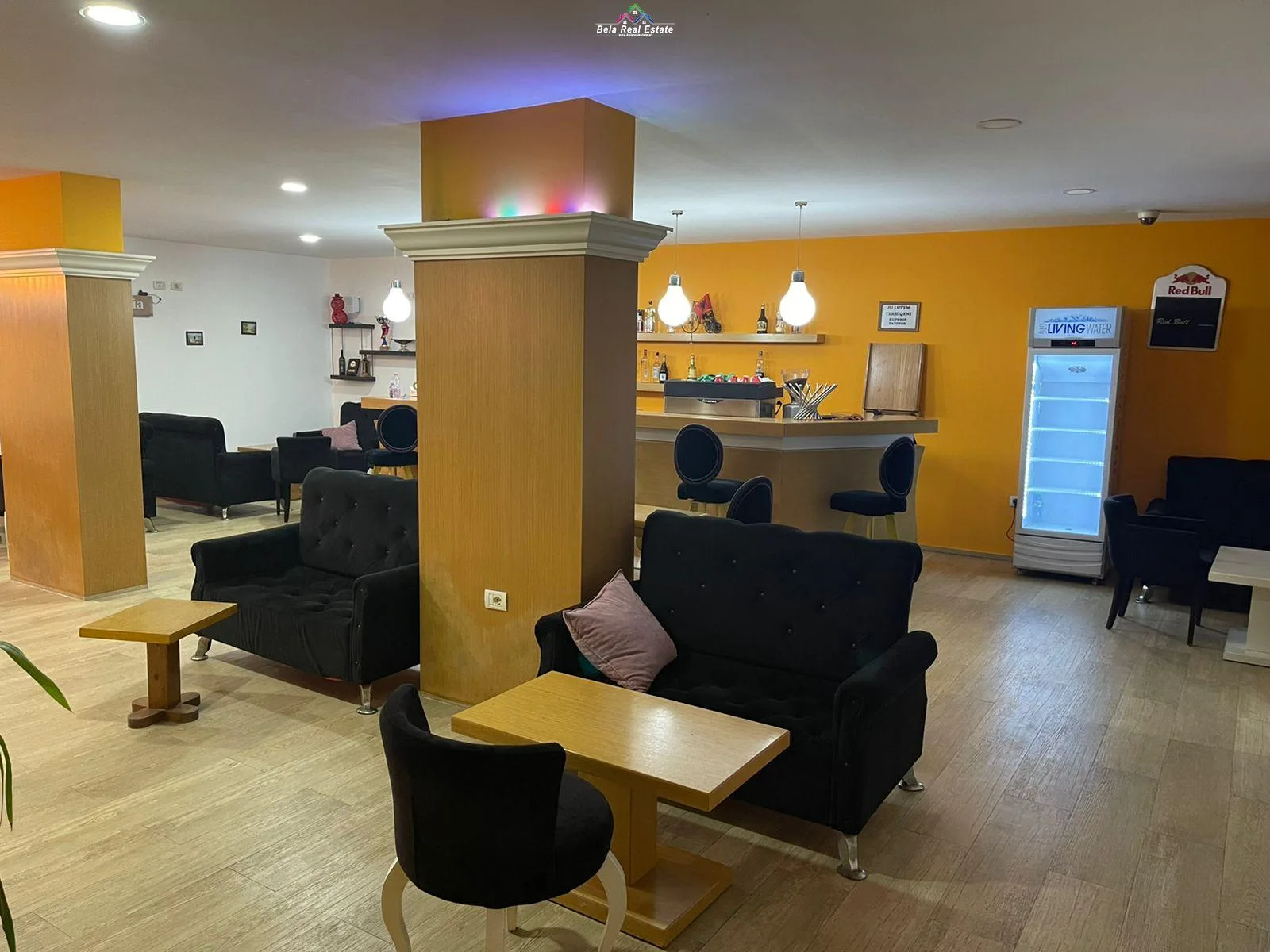 Dyqan/ Ambient Biznesi me Qera Tek Hoxha Tahsim (ID BL211) Tirane