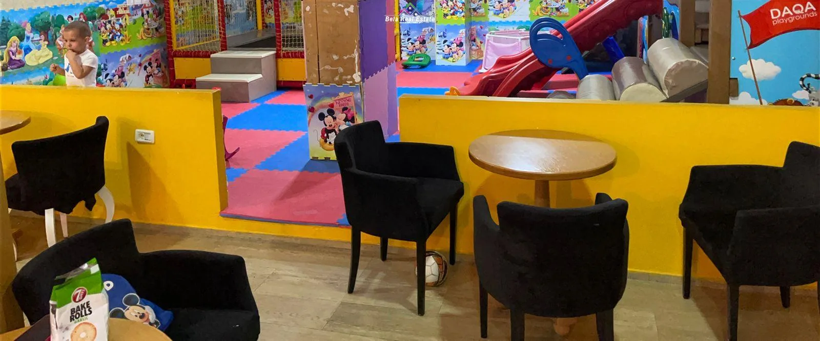 Dyqan/ Ambient Biznesi me Qera Tek Hoxha Tahsim (ID BL211) Tirane