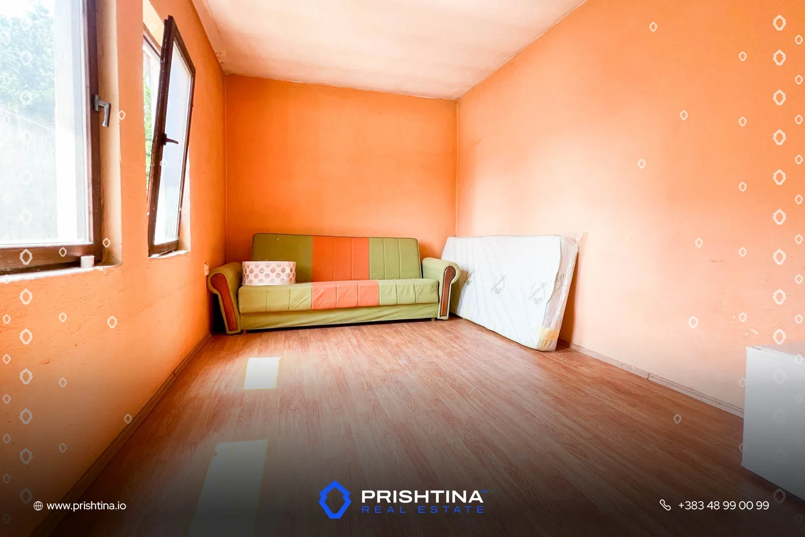 Shtëpi në #shitje 140m² + 3 ari truall te Rruga e Llapit
