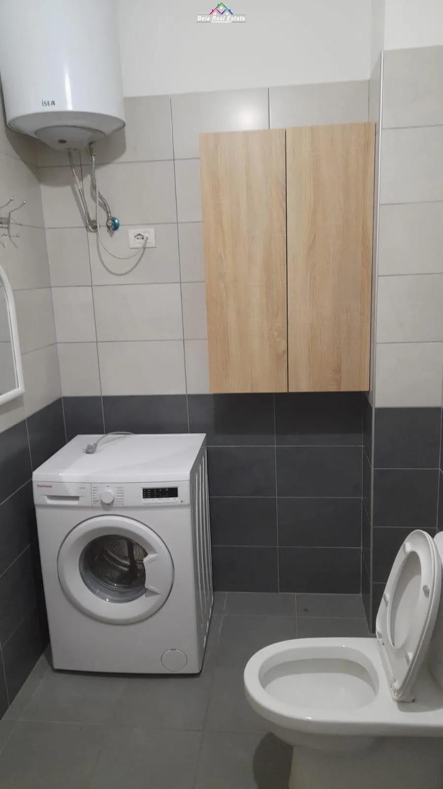 Apartament me Qera 1+1 Tek Kompleksi Golden Park ( ID B2101373) Tirane