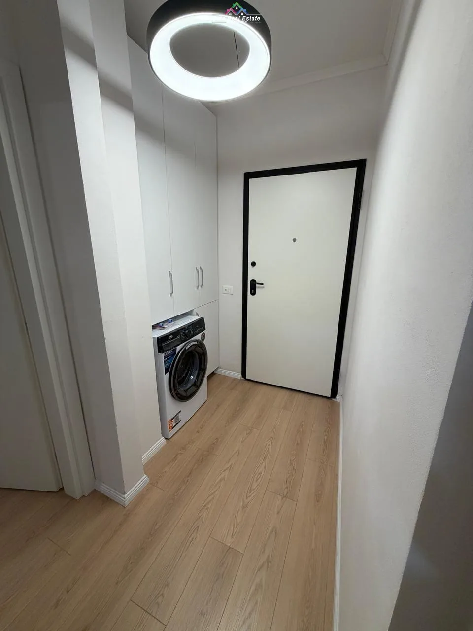 Apartament Me Qera 1+1 Tek Fusha e Aviacionit (ID B2101533) Tirane