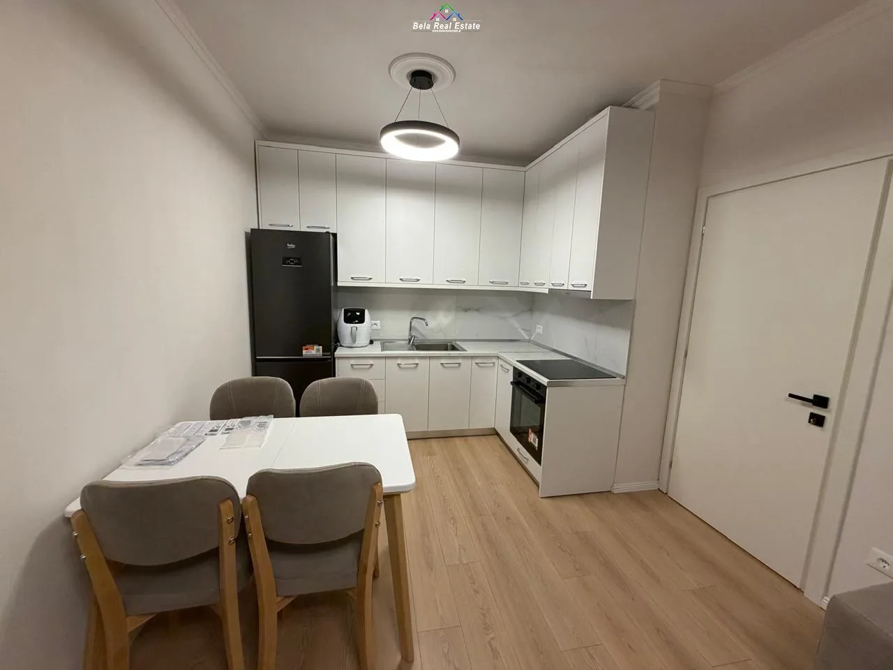 Apartament Me Qera 1+1 Tek Fusha e Aviacionit (ID B2101533) Tirane