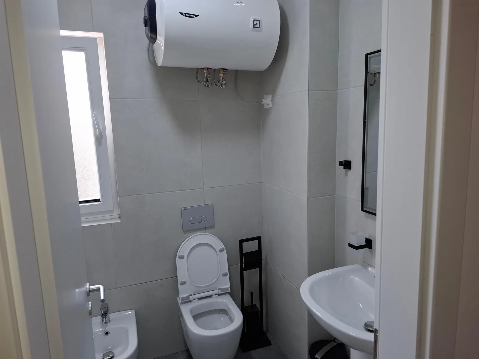 Apartament Me Qera 2+1 Tek Dritan Hoxha (ID B2201937) Tirane