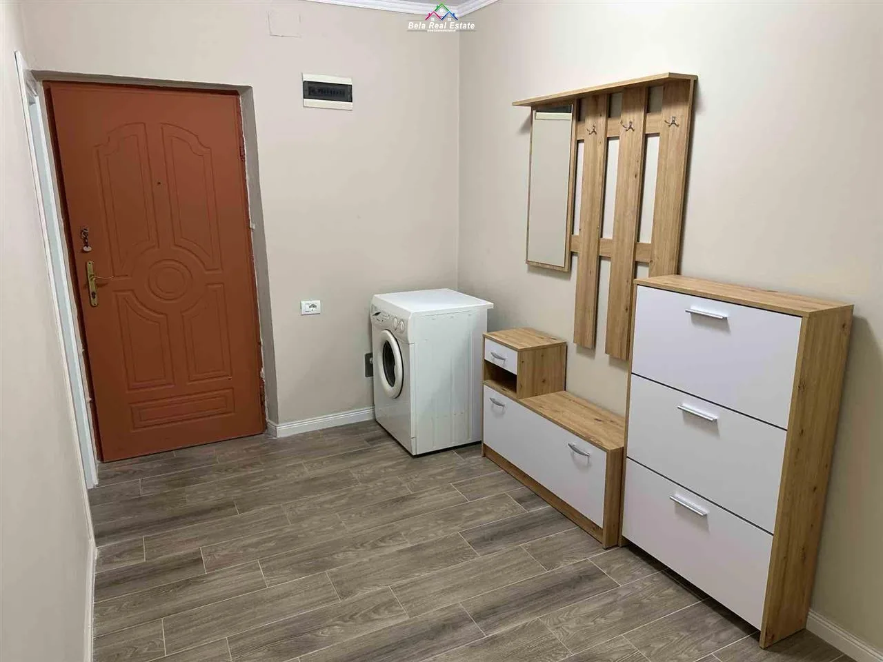 Apartament Me Qera 1+1 Tek Shkolla e Baletit (ID B211325) Tirane.