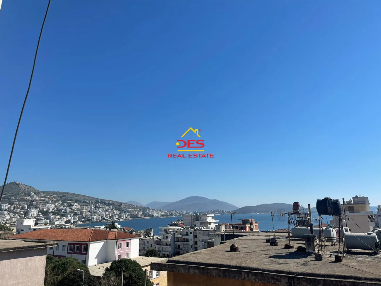 Shitet apartament 3+1+2 në sarandë
