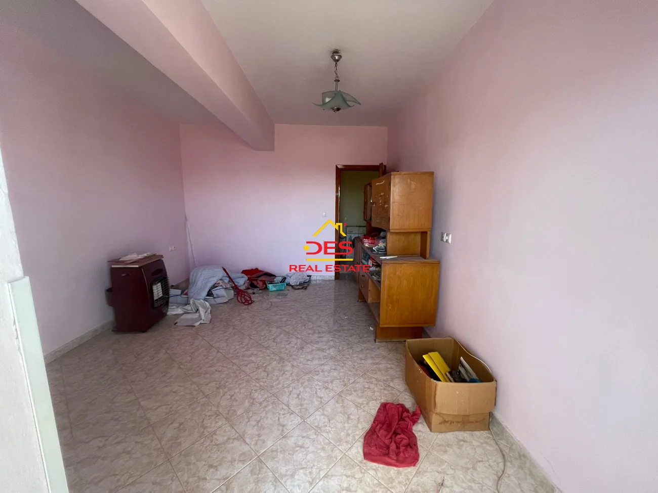 Shitet apartament 3+1+2 në sarandë