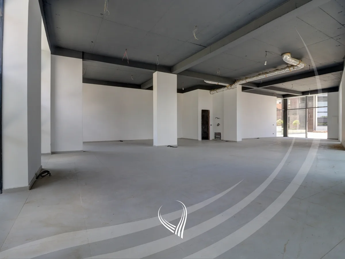 Lokal 145m2 në shitje në lagjen Prishtina e Re