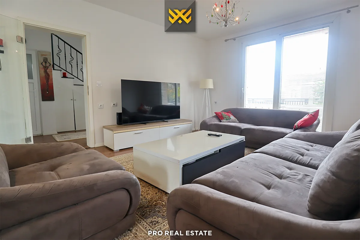 Shtëpi 200m² me #QIRA në Veternik