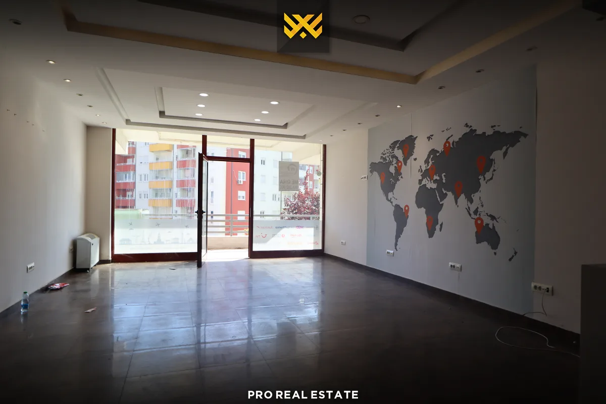 Lokal 50m² me #QIRA në Dragodan