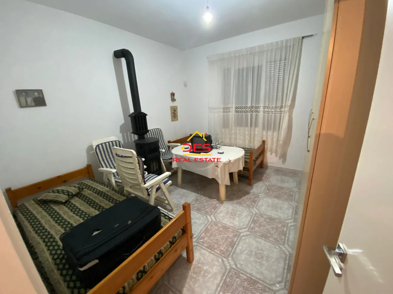 Shitet vile 2-kate në lagjen karabash, vlore.