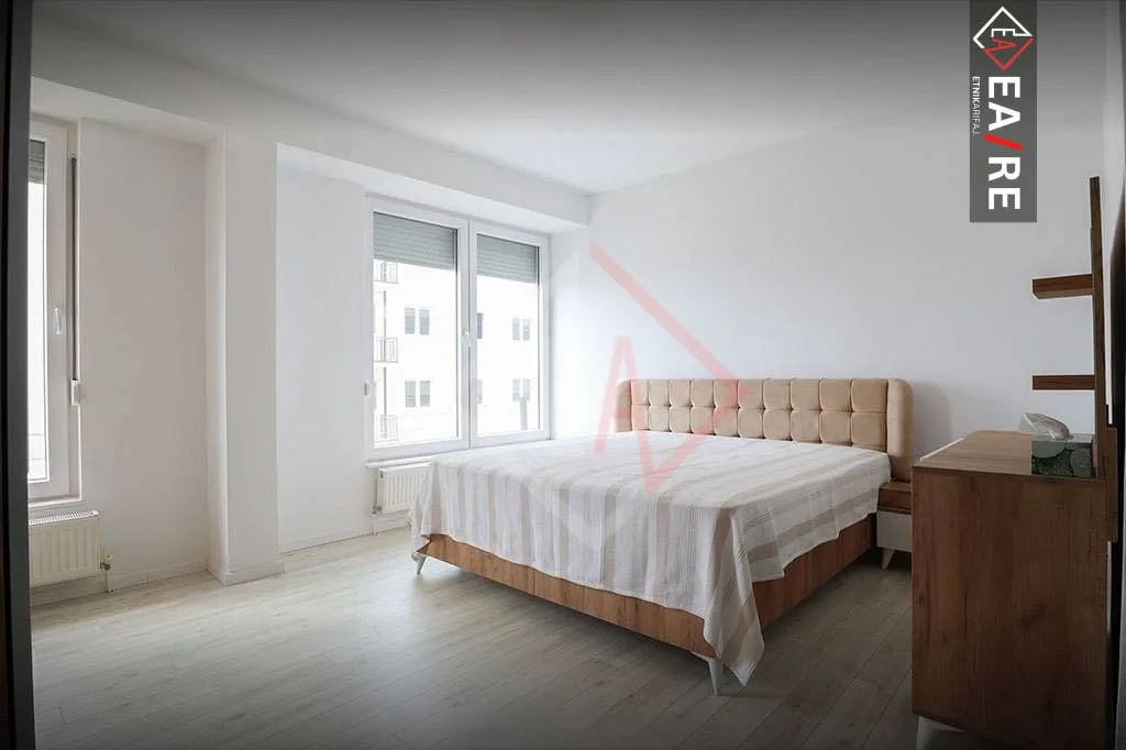 PENT-HOUSE ME QIRA NË RRUGËN C!