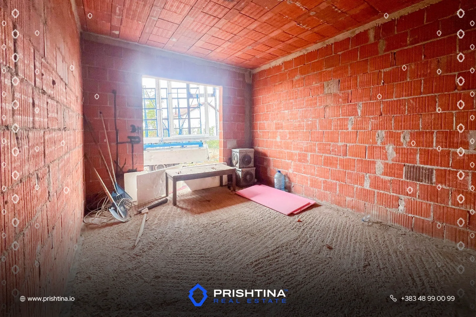 Shtëpi në shitje 200m² + 8 ari oborr në Butovc