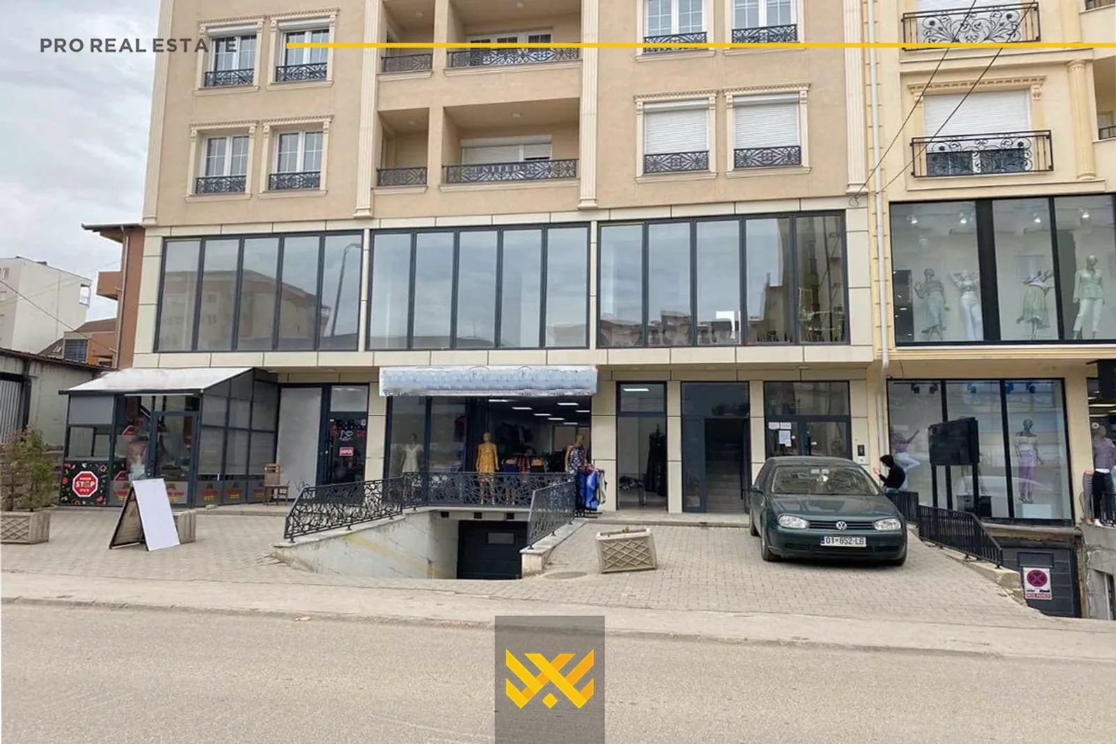 Lokal 287m² në #SHITJE në Fushë Kosovë.