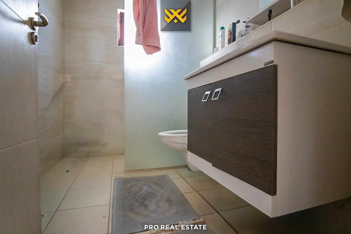 Shtëpi 216m² për #SHITJE te Kodra e Trimave