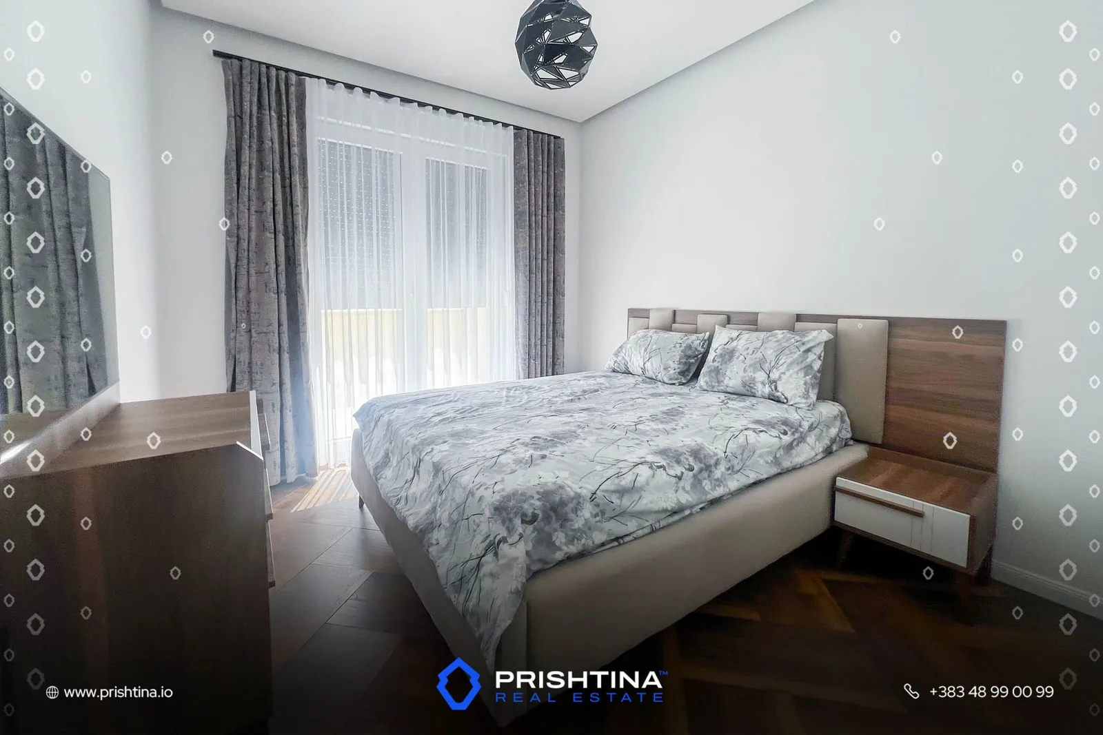 Banesë me qira 120m² + 40m² tarracë në Arbëri