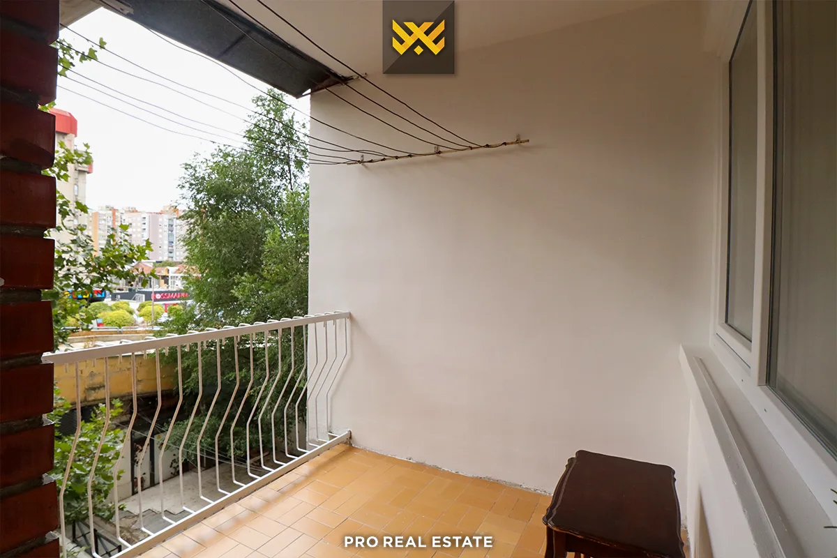 Banesë / Zyrë 68m² me #QIRA në Dardani