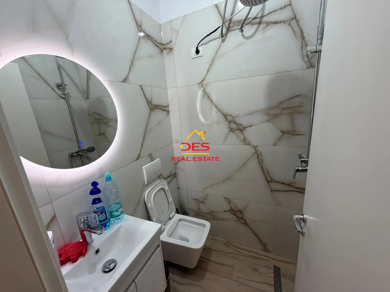 Jepet me qira apartament 1+1 në transballkanike, pranë rrethit të omones, vlorë