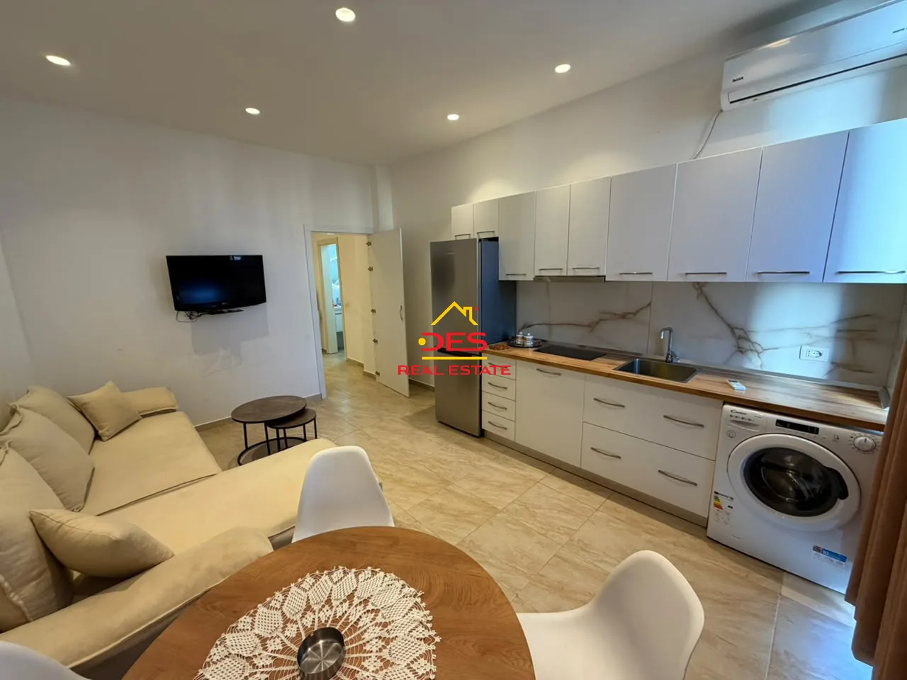 Jepet me qira apartament 1+1 në transballkanike, pranë rrethit të omones, vlorë