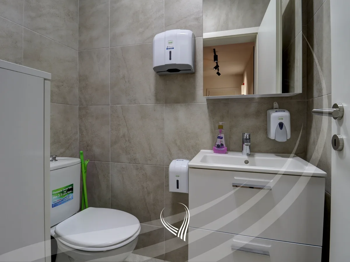 Zyre me 3 dhoma pune me qira në lagjen Arbëria – Dragodan