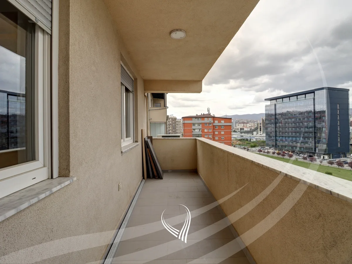 Zyre me 3 dhoma pune me qira në lagjen Arbëria – Dragodan