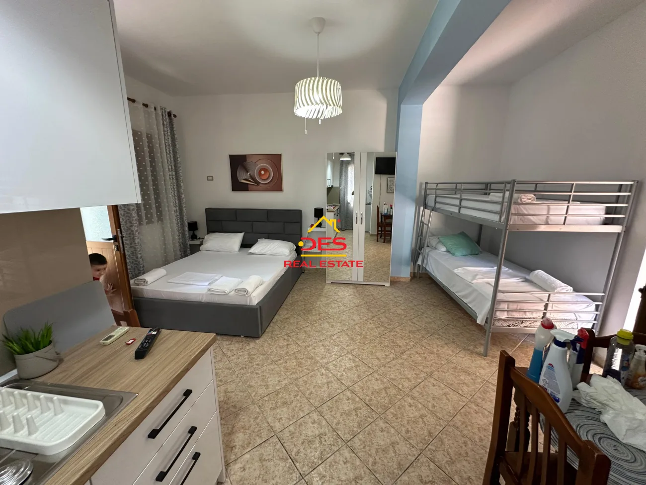 Jepet me qira vjetore ndërtesë 2-katëshe në ujë të ftohtë – vlorë 📌 për turizëm & hoteleri
