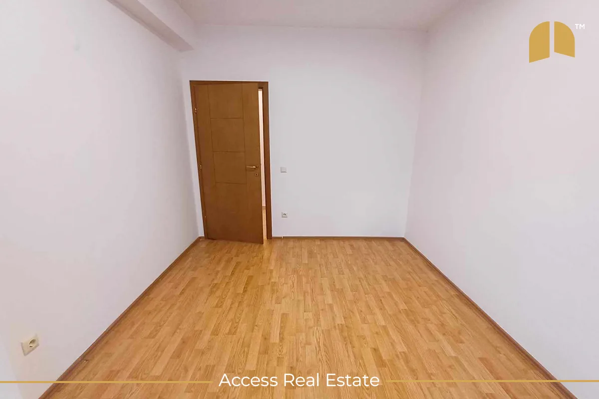 Banesë në SHITJE me FLETË POSEDUESE – 3 dhoma gjumi – Fushë Kosovë