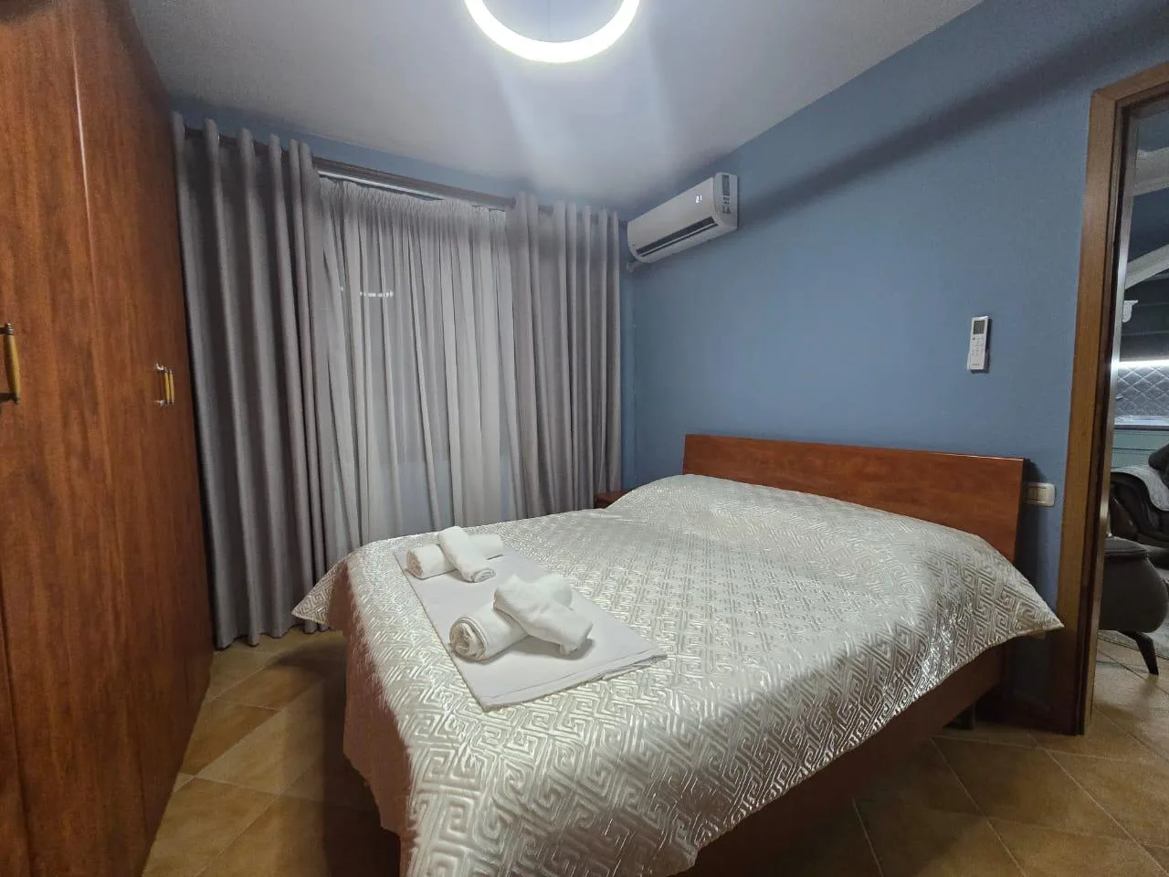 Apartament me qera 2+1 tek 5 Maji (ID B2201379) Tirane