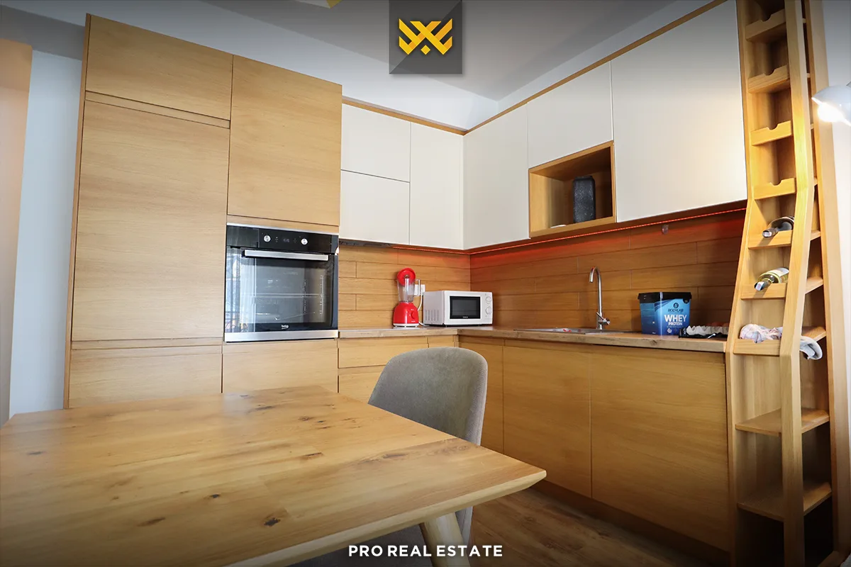 Banesë 90m² me #QIRA në Tophane