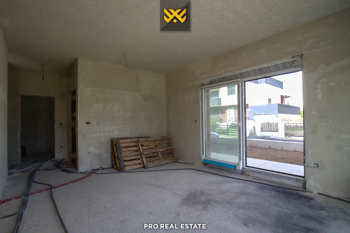 Shtëpi 195m² për #SHITJE në Çagllavicë