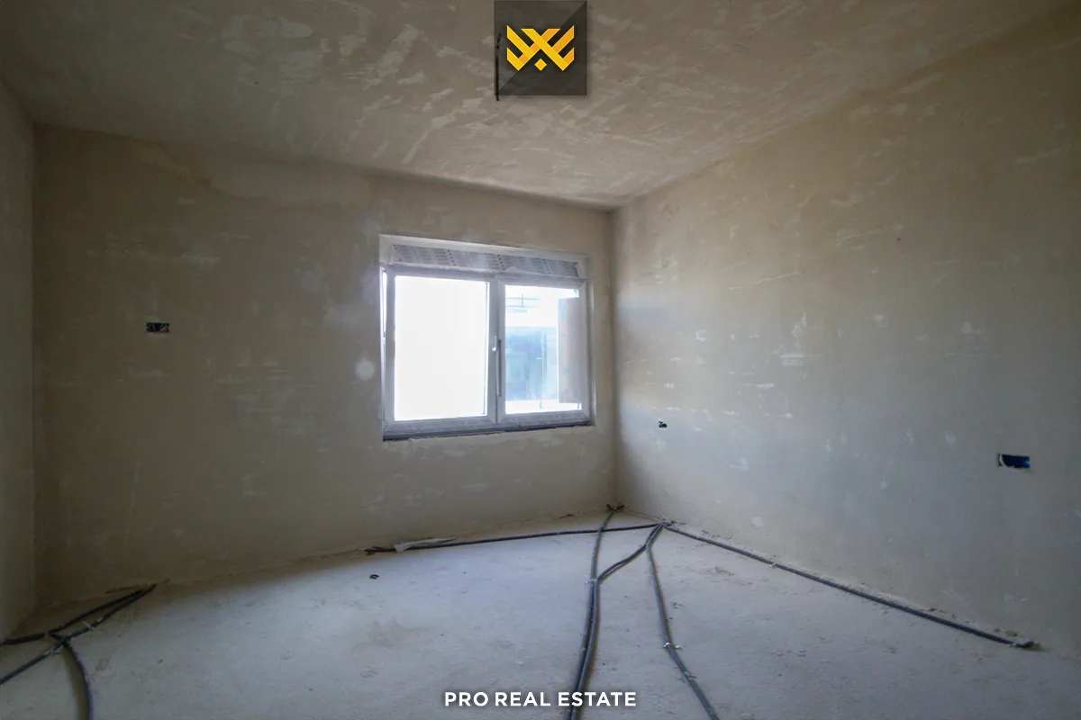 Shtëpi 195m² për #SHITJE në Çagllavicë