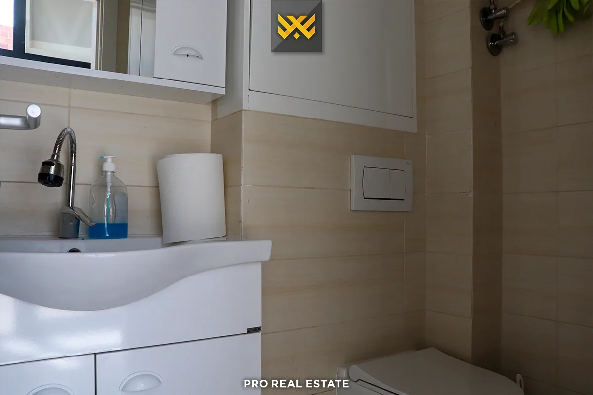 Lokal 27m² për #SHITJE në Emshir