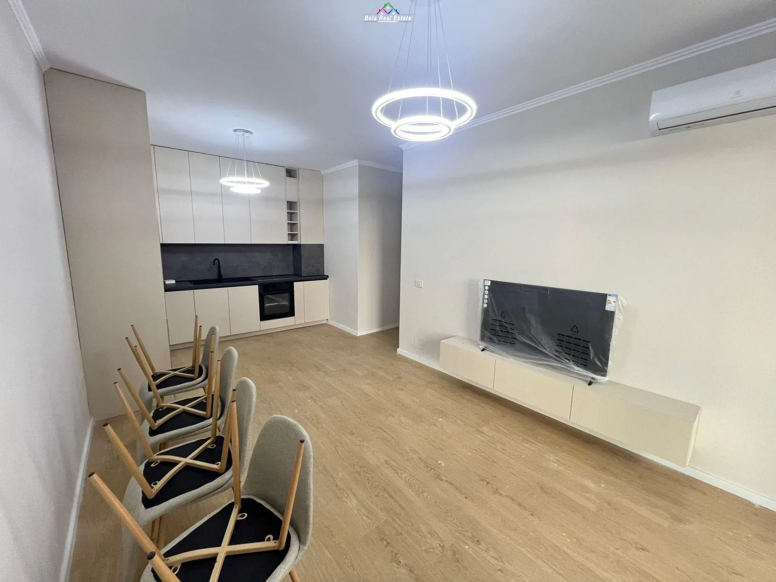 Apartament me qera 2+1 tek  mine peza (ID B2201549) Tirane