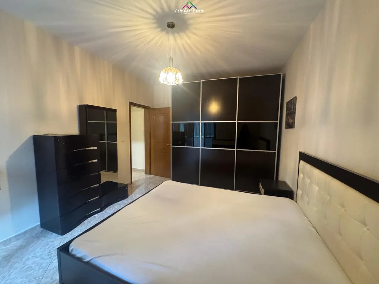 Apartament Me Qera 1+1 Prane Square 21 (ID B2101413) Tirane