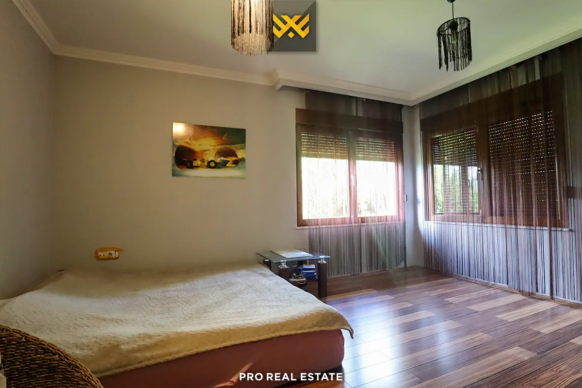 Shtëpi 430m² për #SHITJE te Mati 1