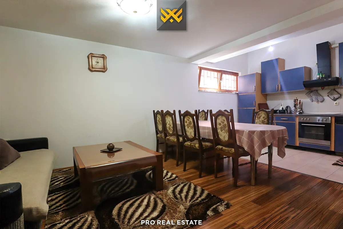 Shtëpi 430m² për #SHITJE te Mati 1