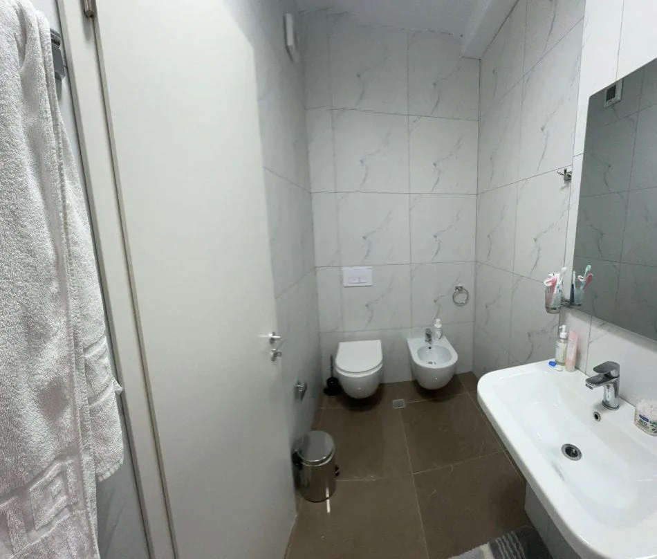 Apartament Per Shitje 1+1 Tek 21 Dhjetori (ID B110449) Tirane