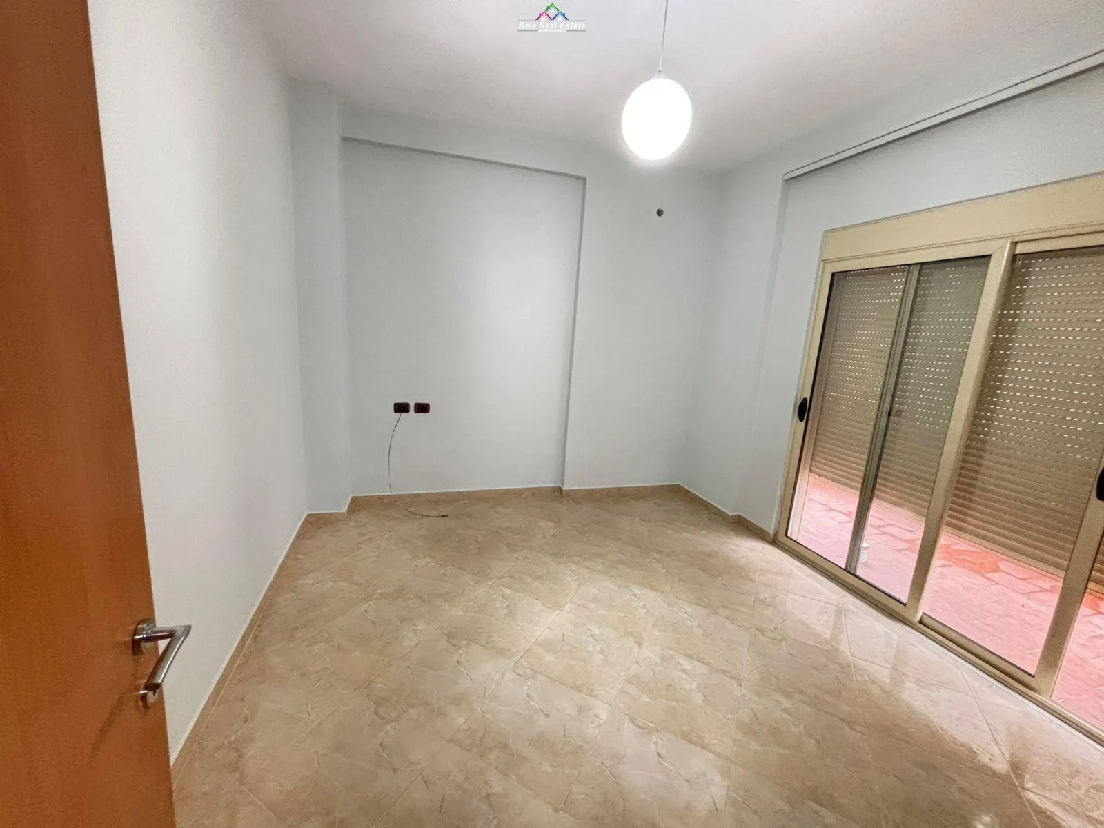 Zyre Me Qera 2+1 Tek Myslym Shyri (ID BZ2741) Tirane