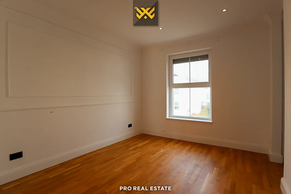 Dy shtëpi 268m² + 268m² për #SHITJE në Lagjen Chelsea Point