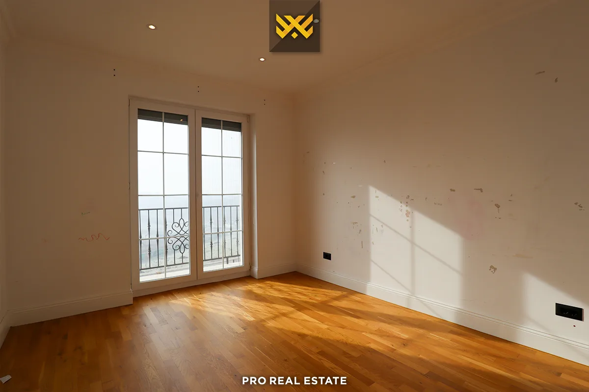 Dy shtëpi 268m² + 268m² për #SHITJE në Lagjen Chelsea Point