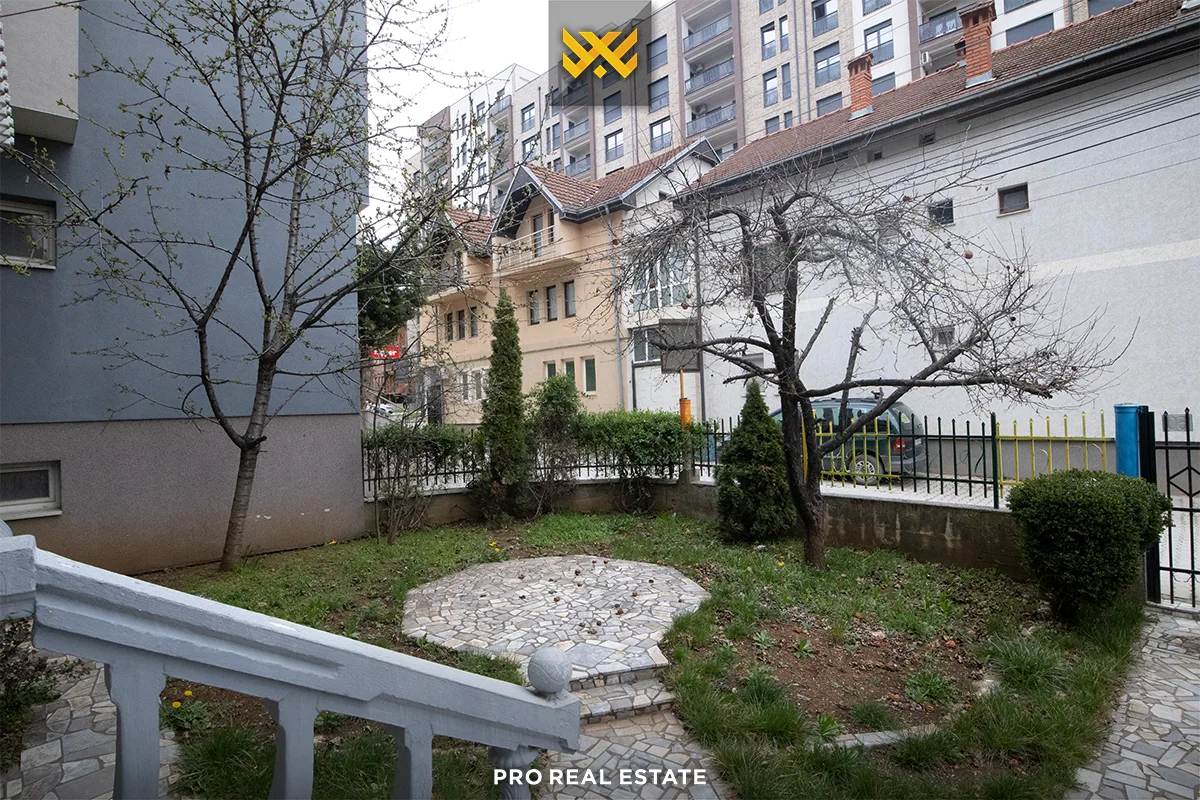 Shtëpi 200m² me #QIRA në Lagjen e Spitalit