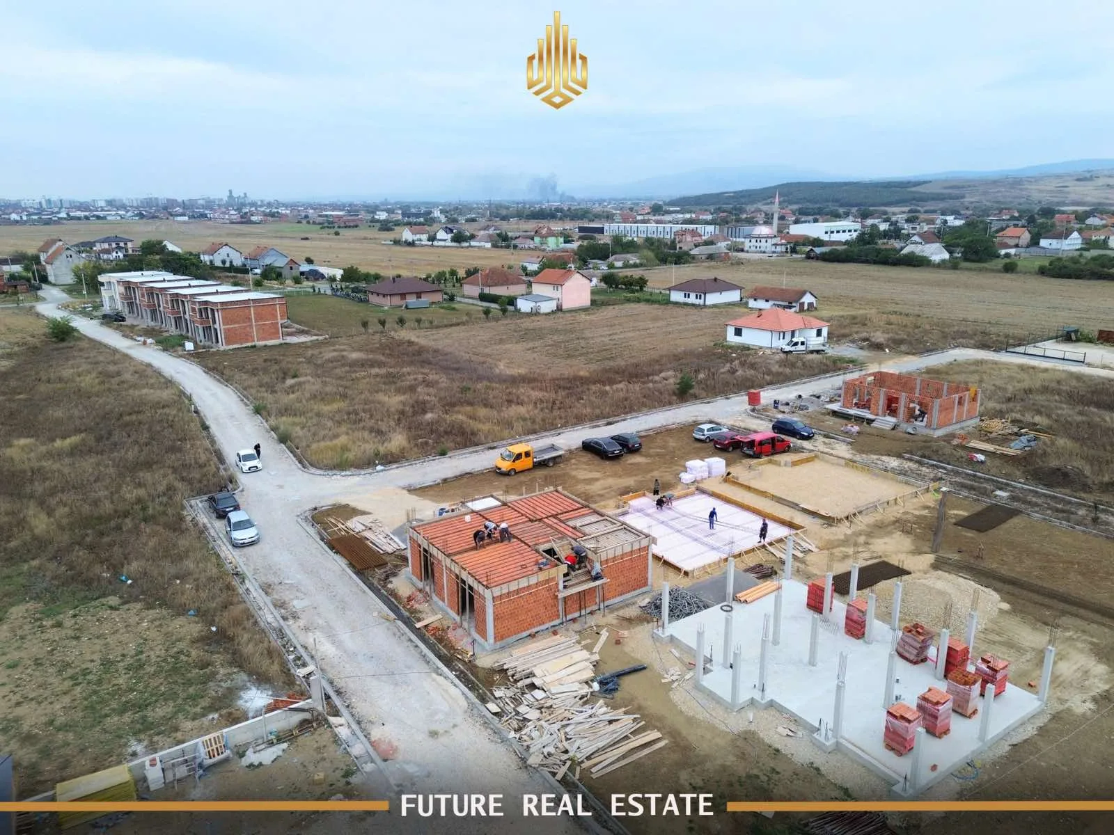 OFERTË EKSKLUZIVE – Shtëpi në SHITJE – 3 dhoma gjumi – Obiliq – Kryshec – Rruga Ali Maloku.