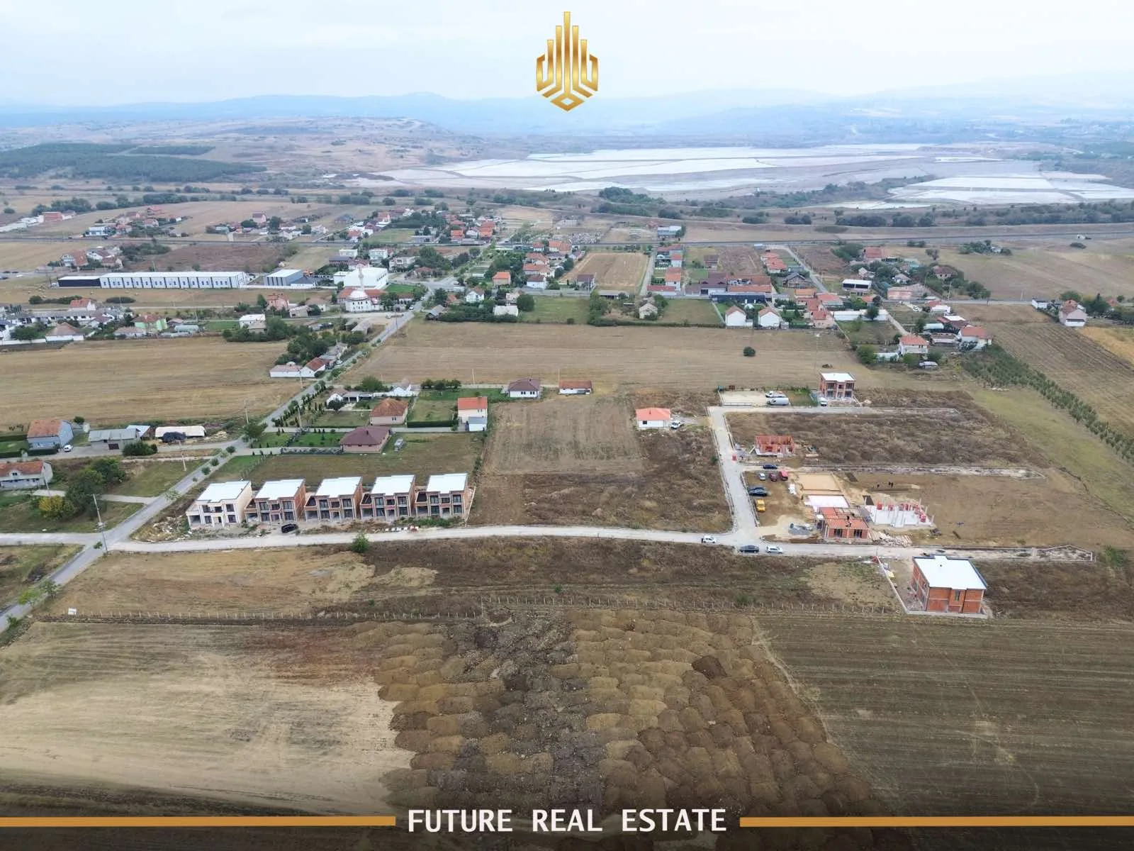 OFERTË EKSKLUZIVE – Shtëpi në SHITJE – 3 dhoma gjumi – Obiliq – Kryshec – Rruga Ali Maloku.