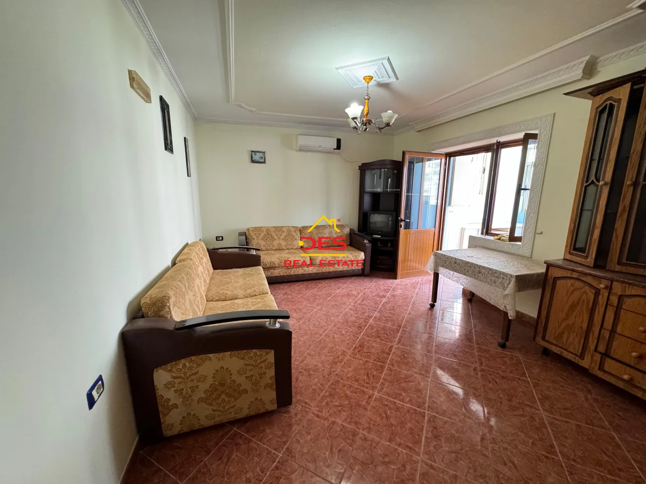 SHITET APARTAMENT 2+1 PRANË SHKOLLËS 9 VJEÇARE “ISMAIL QEMALI”,VLORË! 📍 Pallat ekzistues!