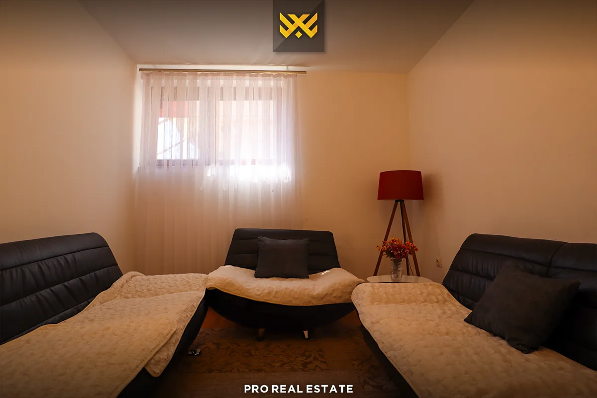 Shtëpi - Zyrë 150m² me #QIRA në Dragodan.