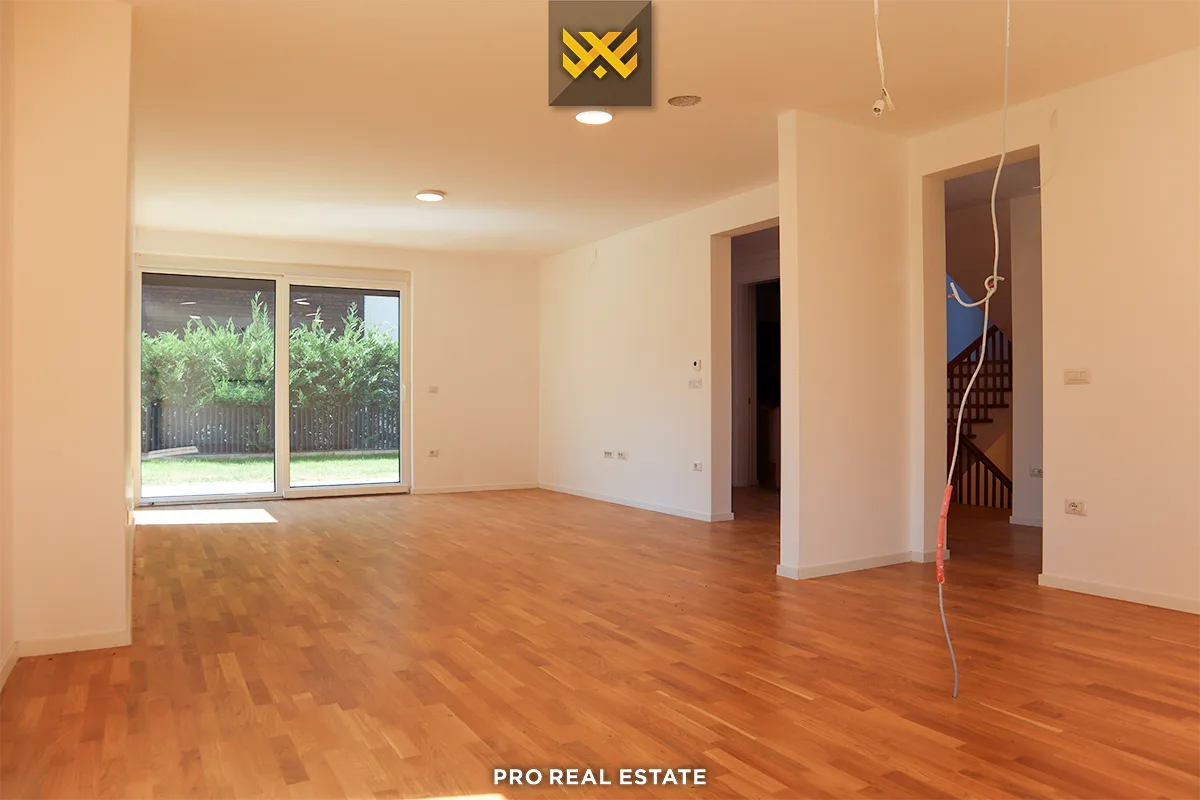 Shtëpi 243m² +108m² për #SHITJE në Lagjen Priam Village