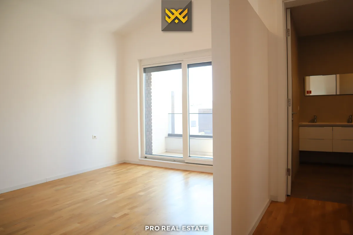 Shtëpi 243m² +108m² për #SHITJE në Lagjen Priam Village